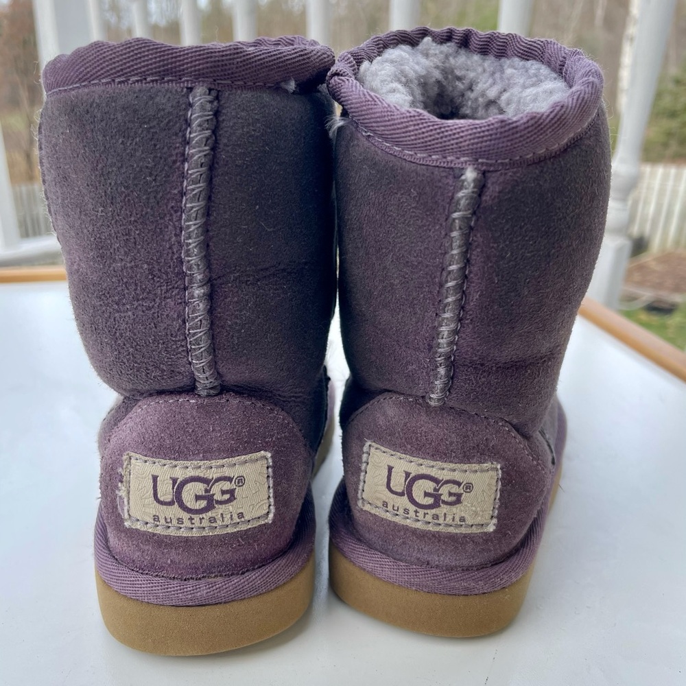 Purple Toddler UGG boots, size 6